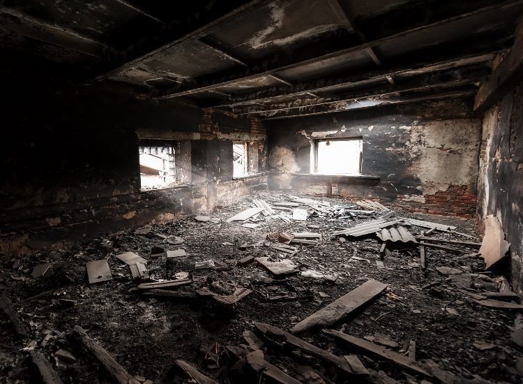 how to remove smoke damage from a commercial building in Baltimore MD